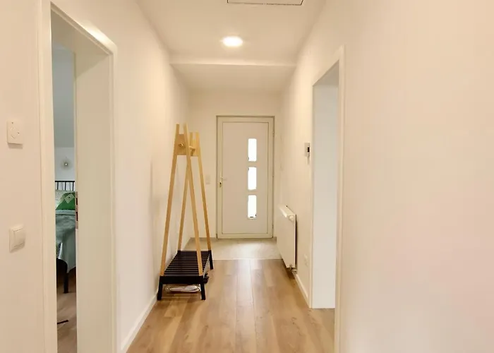 Garden - Free Parking *