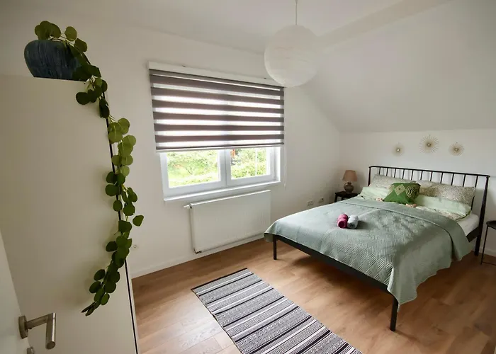 Garden - Free Parking