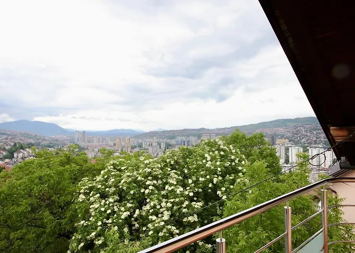 Garden - Free Parking